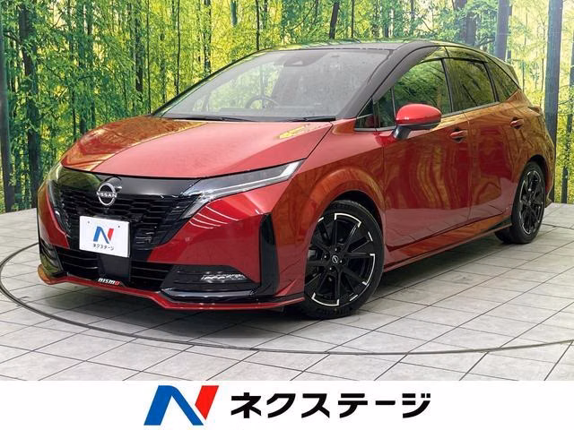 NISSAN AURA