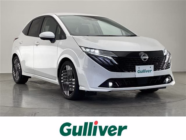 NISSAN AURA