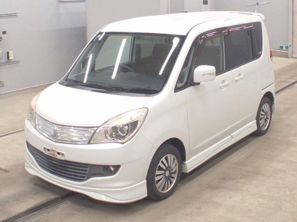 MITSUBISHI DELICA D:2