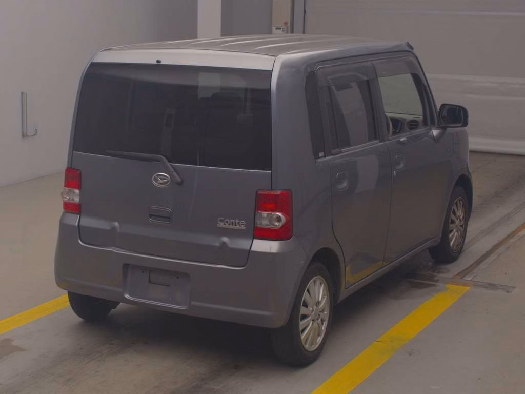 DAIHATSU MOVE CONTE