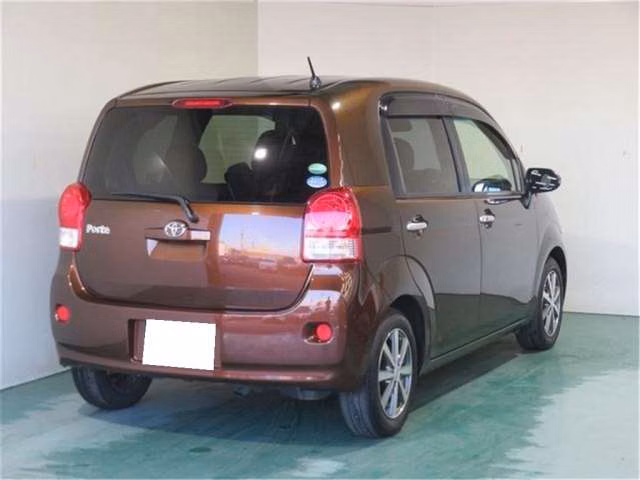 TOYOTA PORTE
