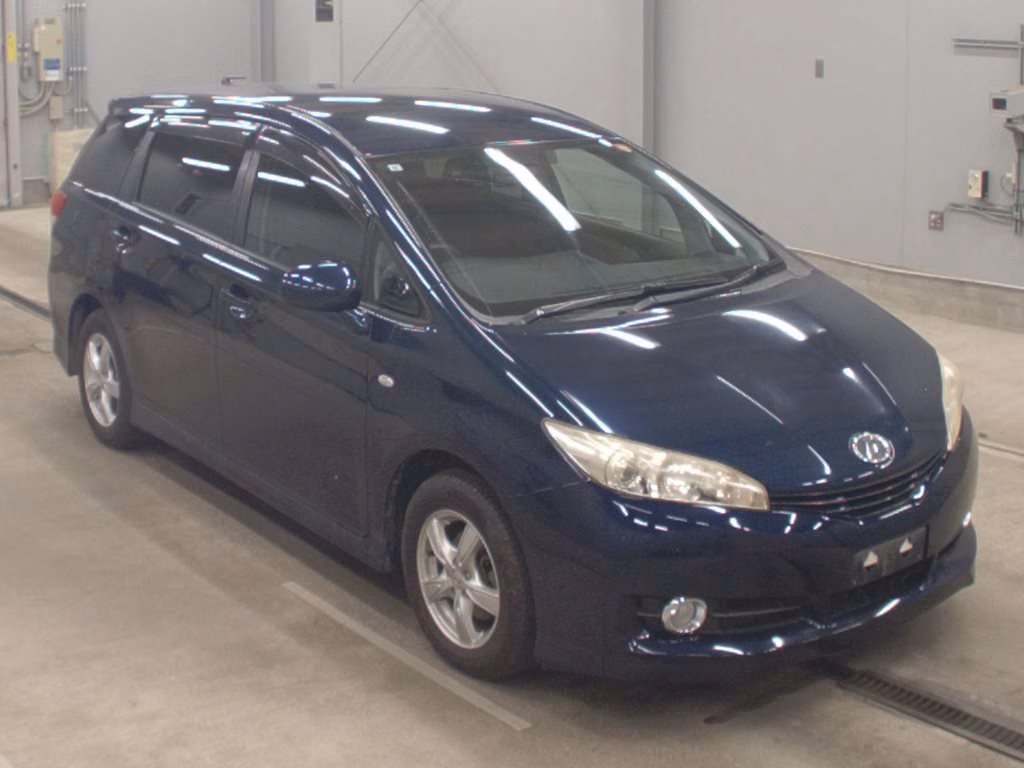 TOYOTA WISH
