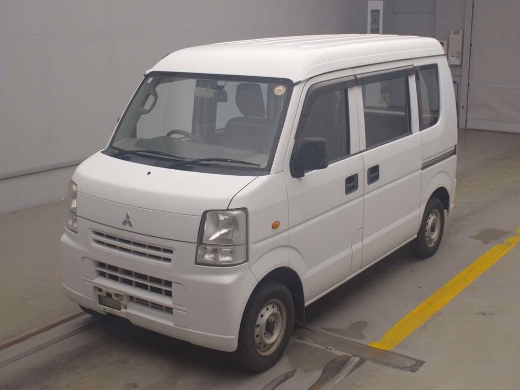 MITSUBISHI MINICAB