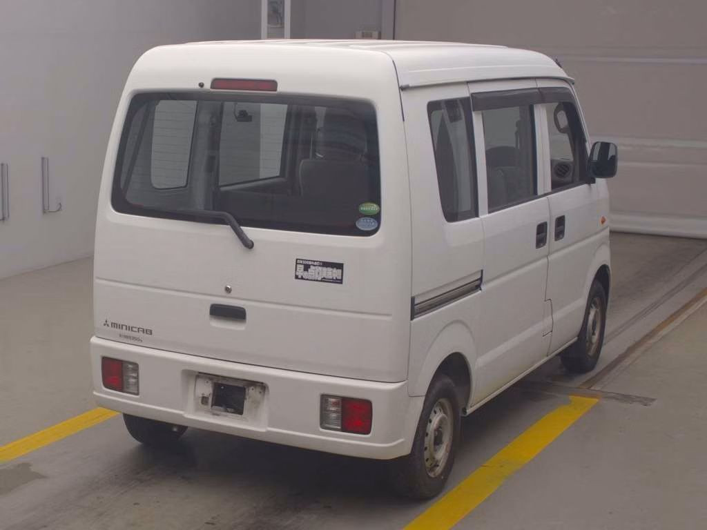 MITSUBISHI MINICAB
