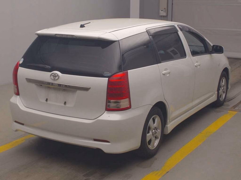 TOYOTA WISH