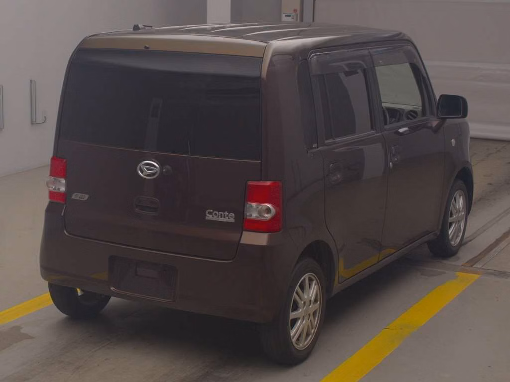 DAIHATSU MOVE CONTE