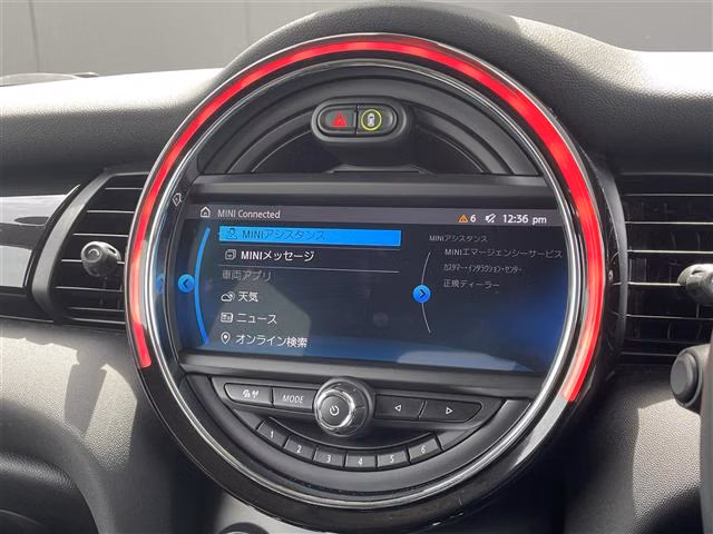 MINI HATCH
