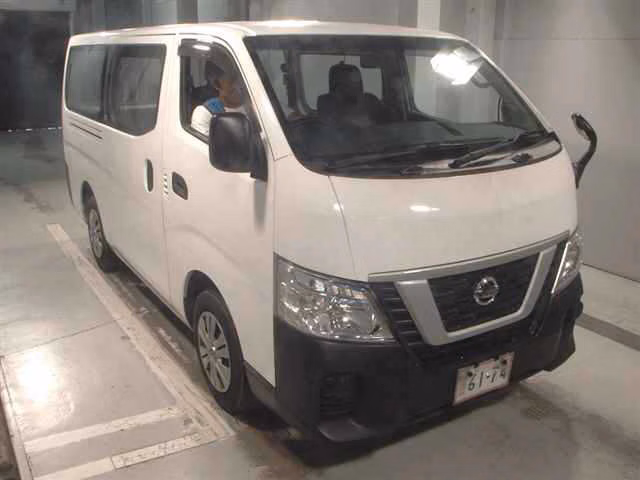 NISSAN NV350 CARAVAN