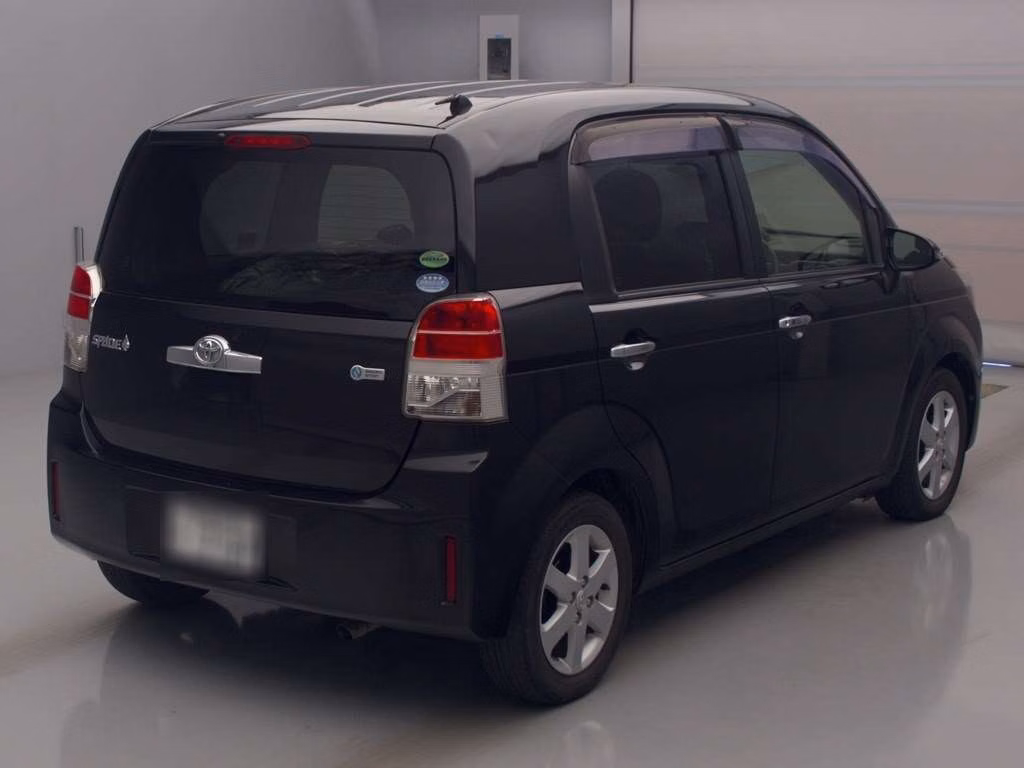 TOYOTA SPADE