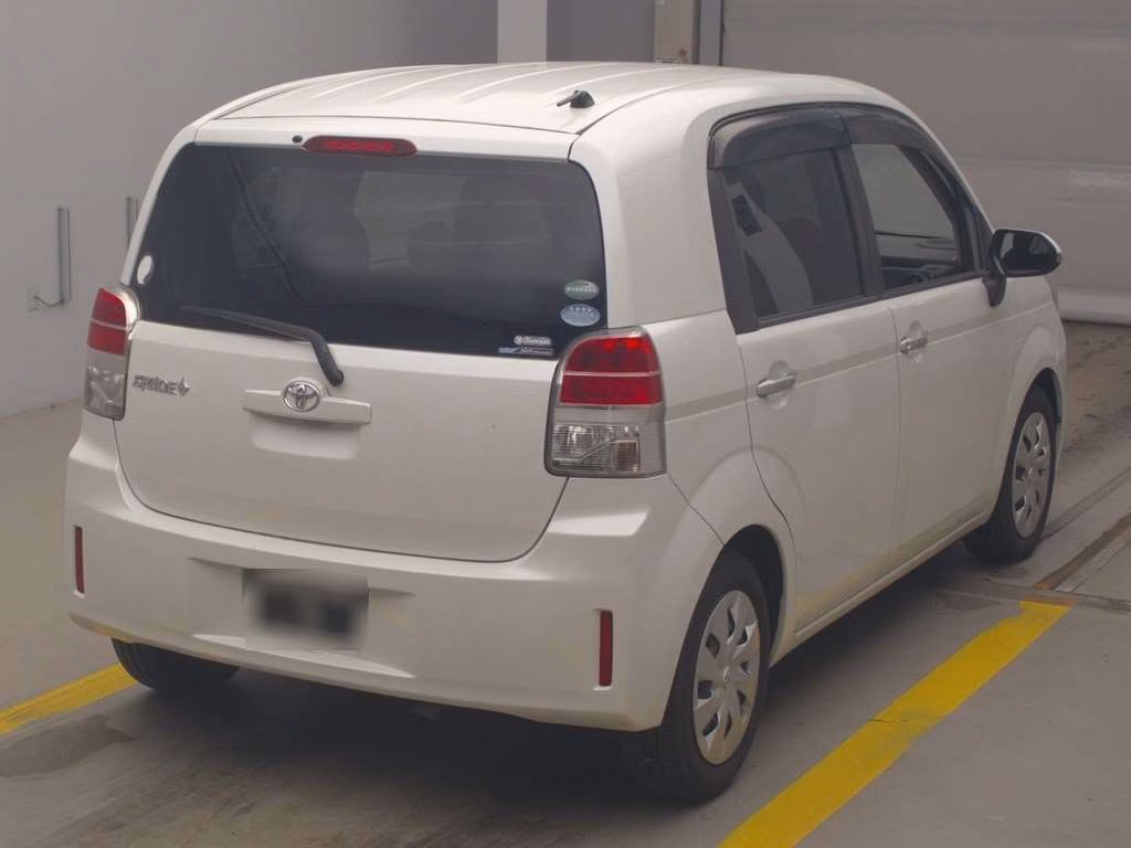 TOYOTA SPADE