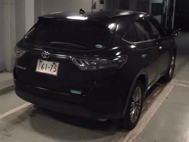 TOYOTA HARRIER