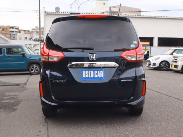 HONDA FREED