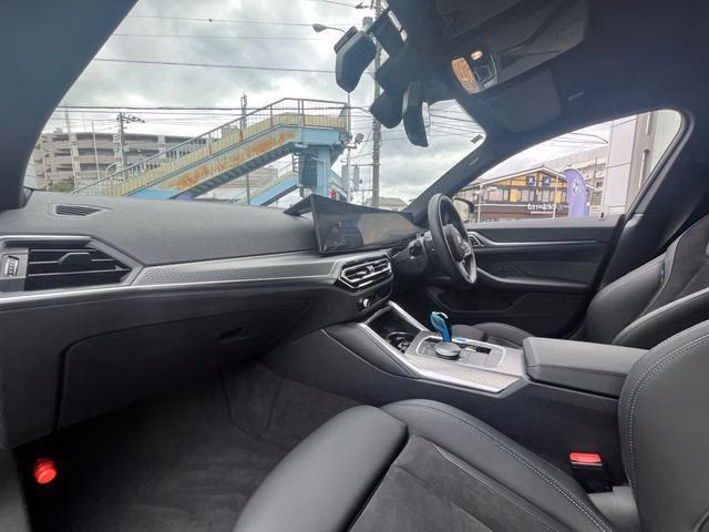 BMW I4