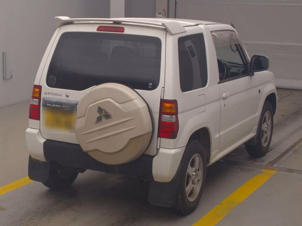MITSUBISHI PAJERO MINI