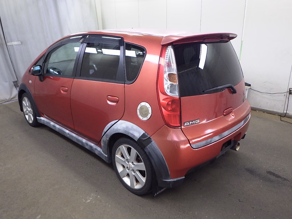 MITSUBISHI COLT