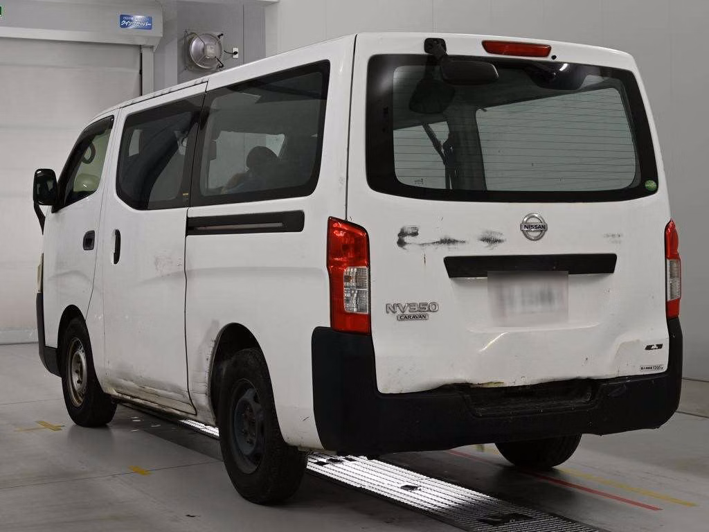NISSAN NV350 CARAVAN