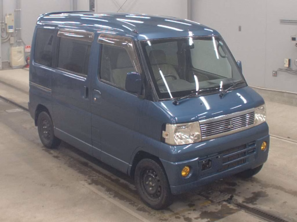 MITSUBISHI TOWN BOX