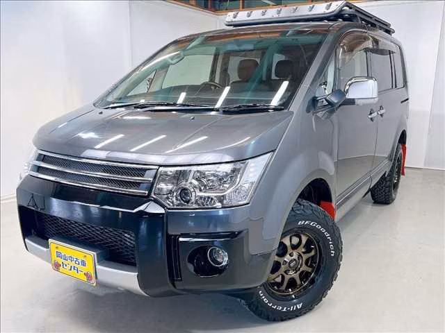 MITSUBISHI DELICA D:5