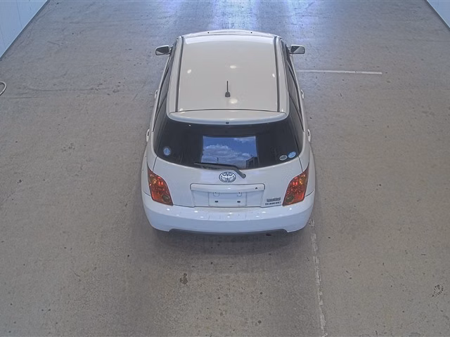 TOYOTA IST