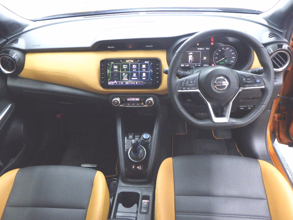 NISSAN KICKS