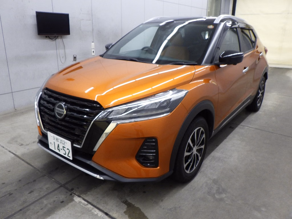 NISSAN KICKS