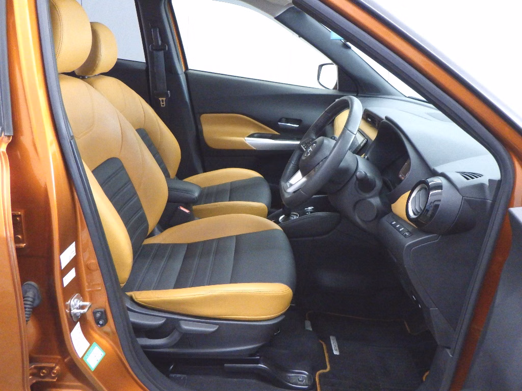 NISSAN KICKS