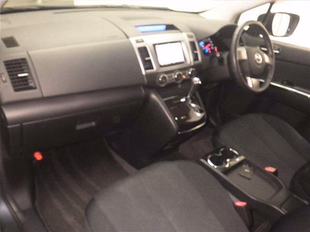 MAZDA MPV