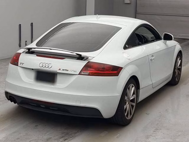 AUDI TT