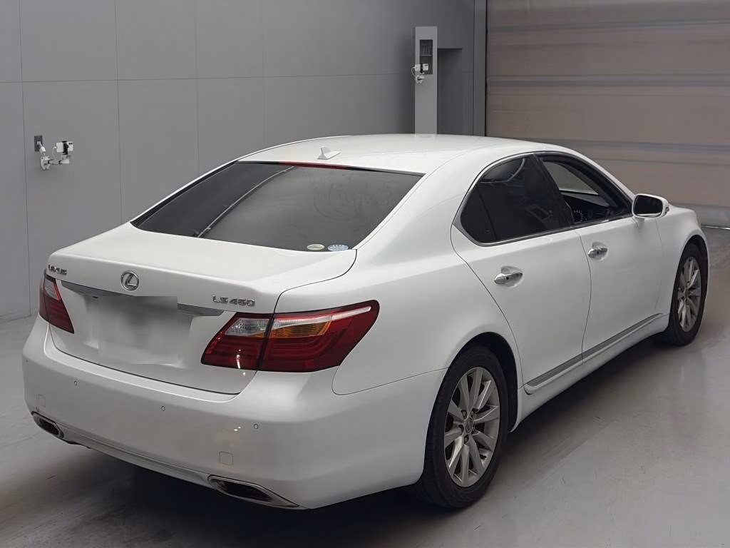 LEXUS LS460