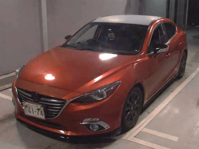 MAZDA AXELA