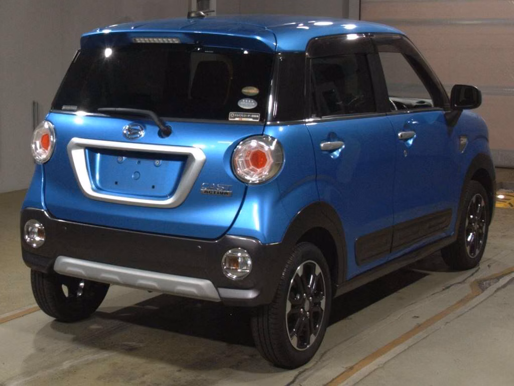DAIHATSU CAST