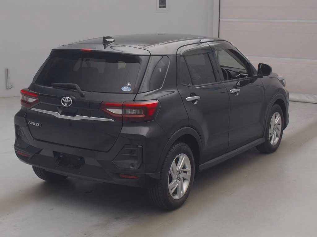 TOYOTA RAIZE