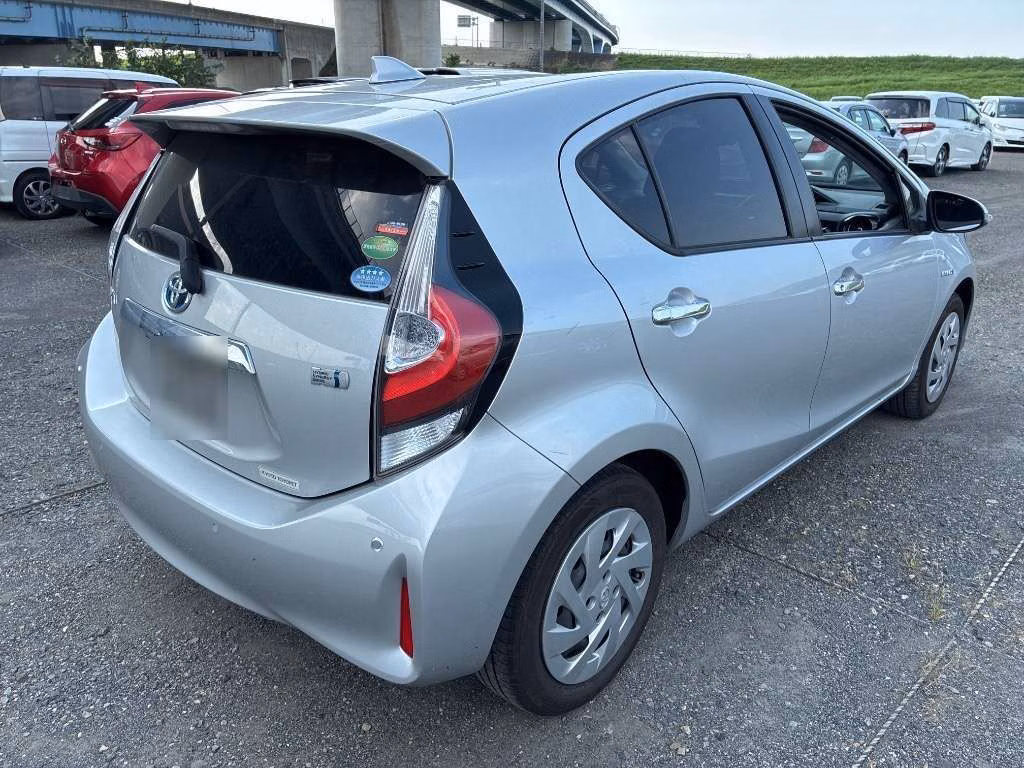 TOYOTA ESQUIRE