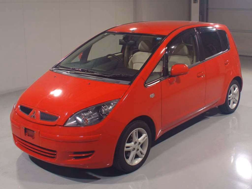 MITSUBISHI COLT