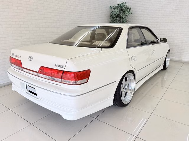 TOYOTA MARK II