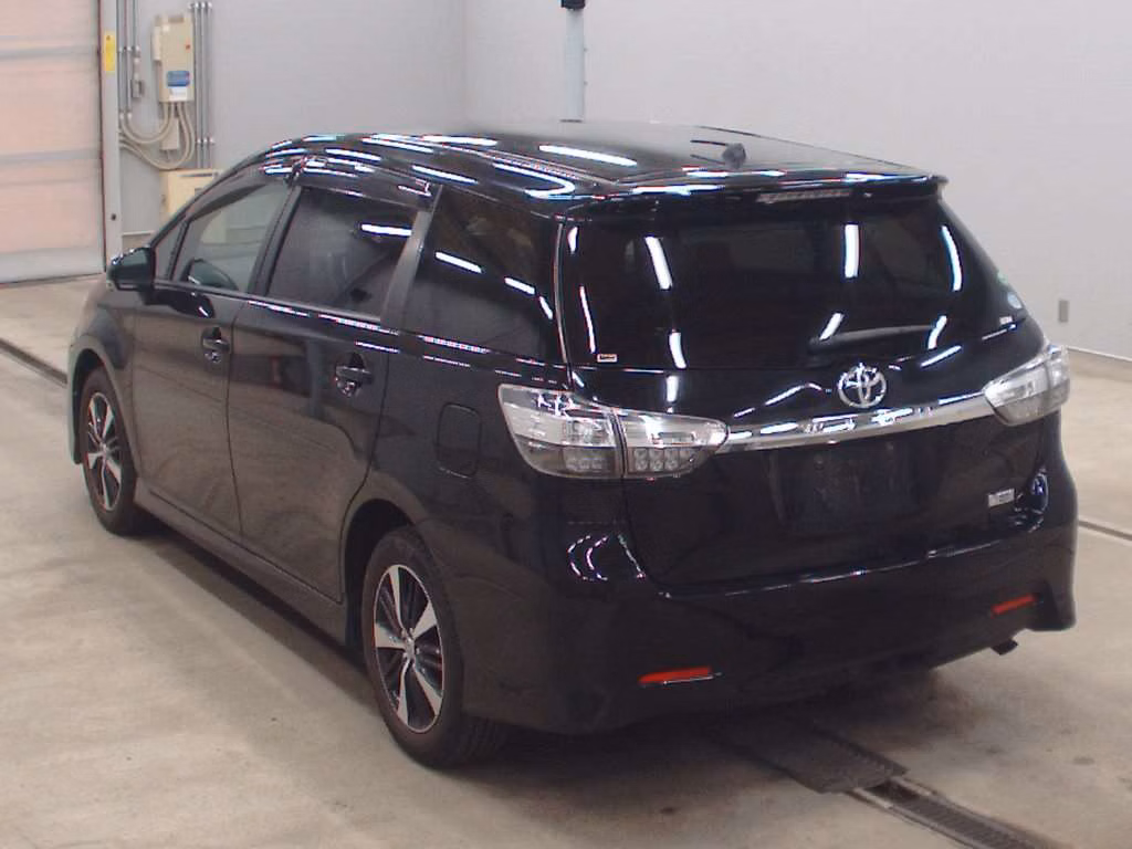 TOYOTA WISH