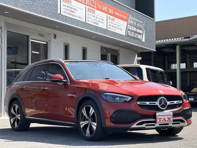 MERCEDES-BENZ C-CLASS