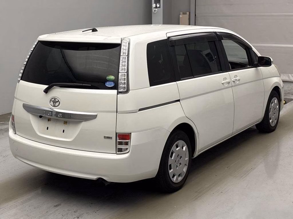 TOYOTA ISIS