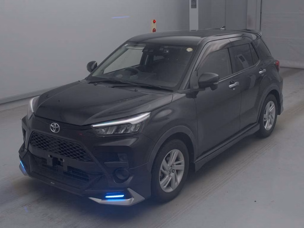 DAIHATSU ROCKY