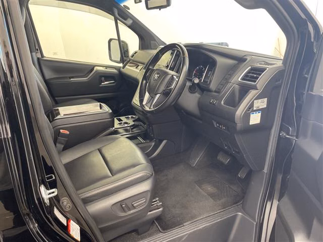 TOYOTA GRANACE