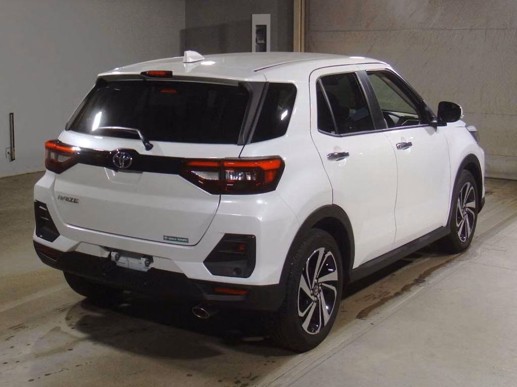 TOYOTA RAIZE