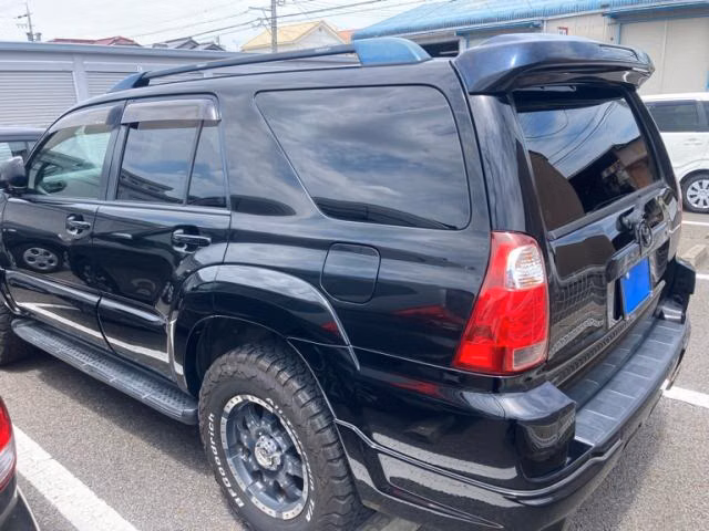 TOYOTA HILUX SURF