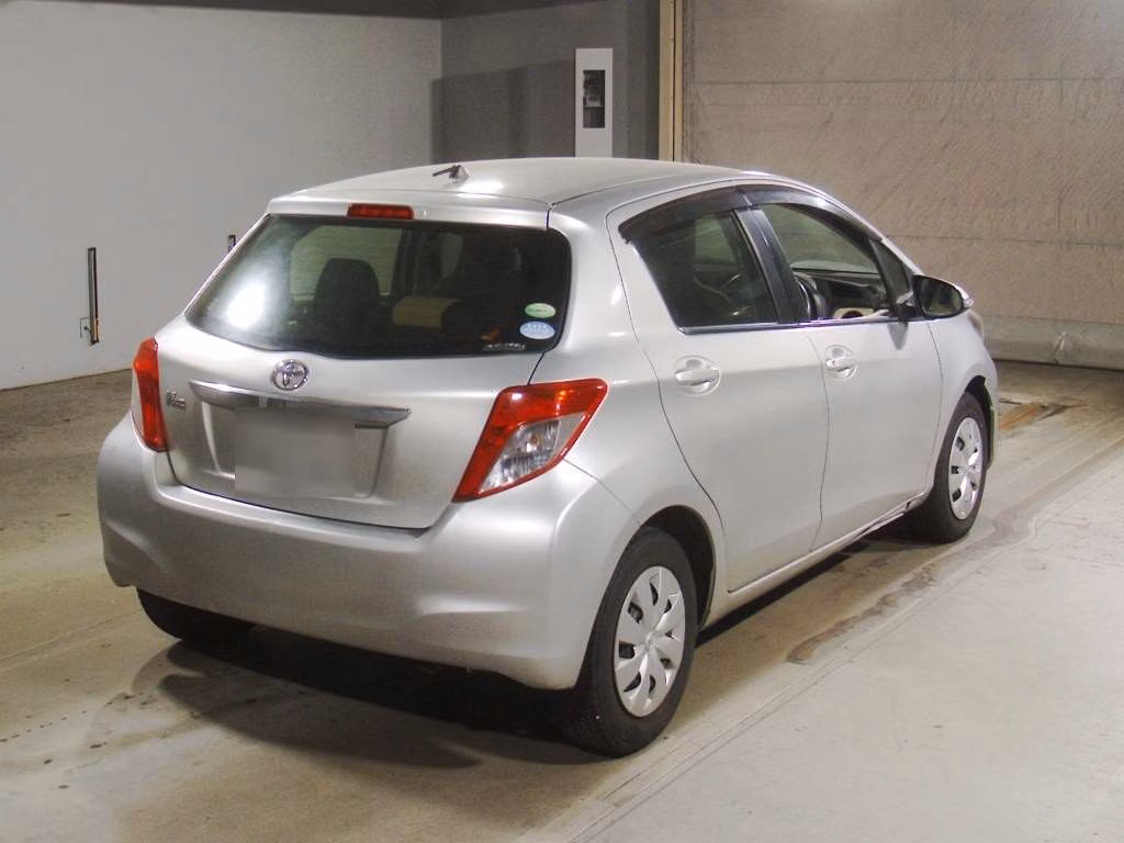 TOYOTA VITZ