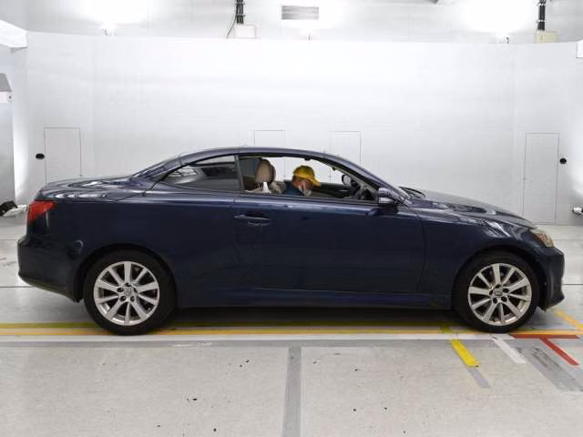 LEXUS IS250