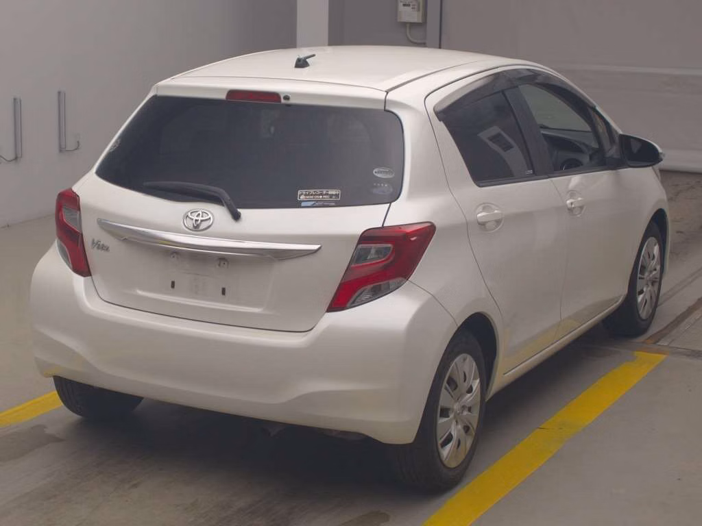 TOYOTA VITZ