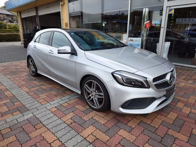 MERCEDES-BENZ A-CLASS