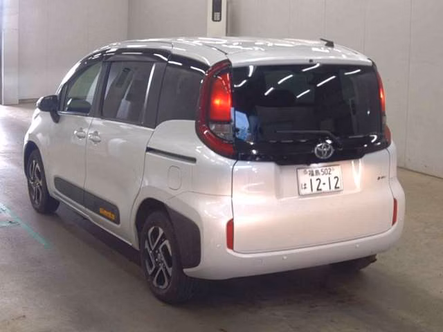 TOYOTA SIENTA