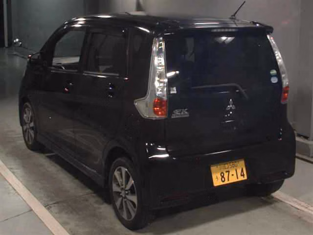 MITSUBISHI EK CUSTOM