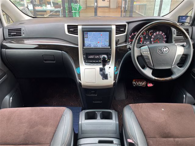 TOYOTA ALPHARD