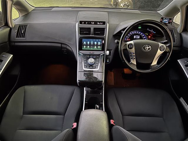 TOYOTA SAI